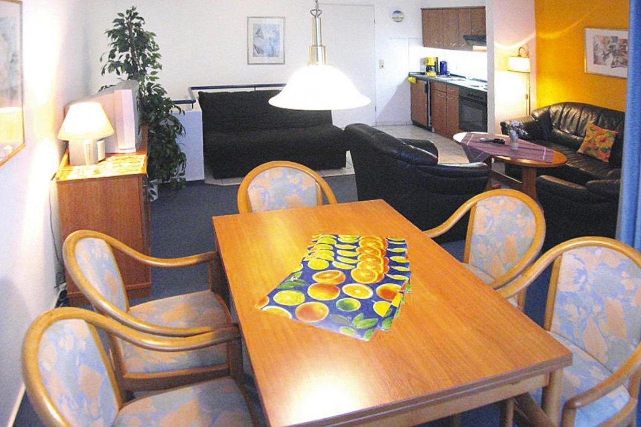 Apartment In Cuxhaven With A Shared Pool Esterno foto