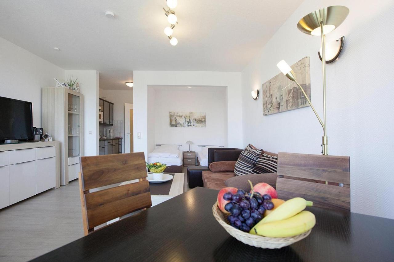 Apartment In Cuxhaven With A Shared Pool Esterno foto