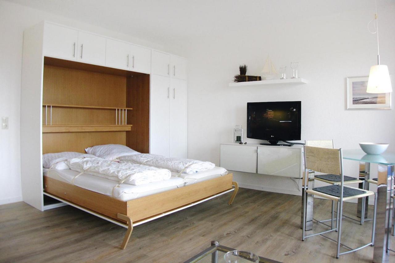 Apartment In Cuxhaven With A Shared Pool Esterno foto
